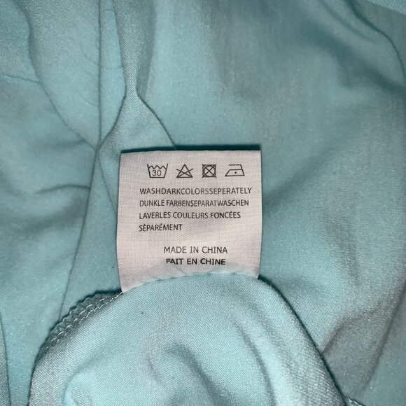 Blue Blouse Women's Light Blue Long Sleeve Shirt Button Cuff Detail & Scoop Neck - Picture 6 of 8